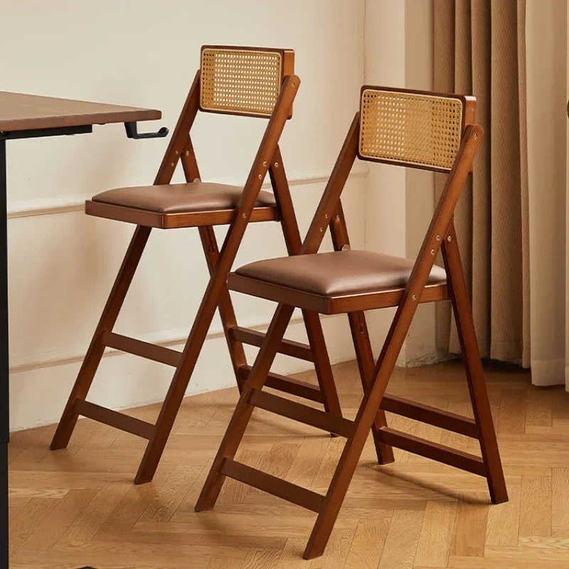 Hinoki™ – Foldable Rattan Bar Stool
