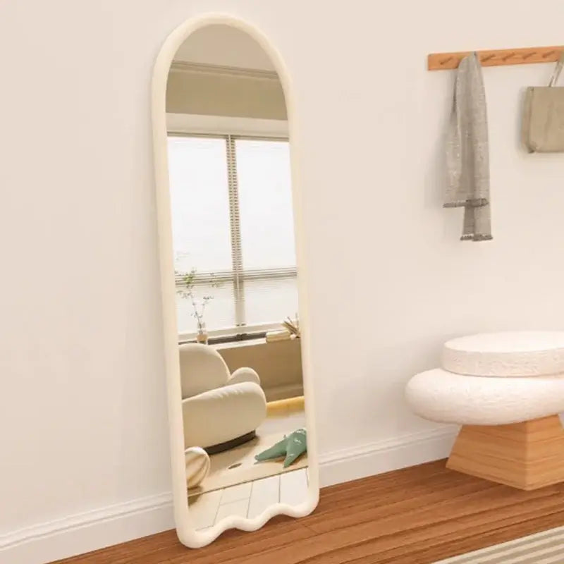 Solari™ – Full-Length Garden Mirror