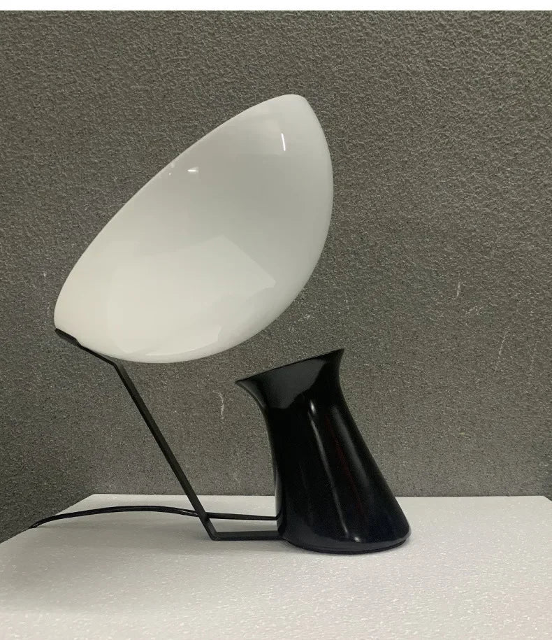 modern black table lamp - Normal