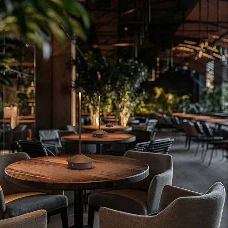 battery operated lamp table-restaurant