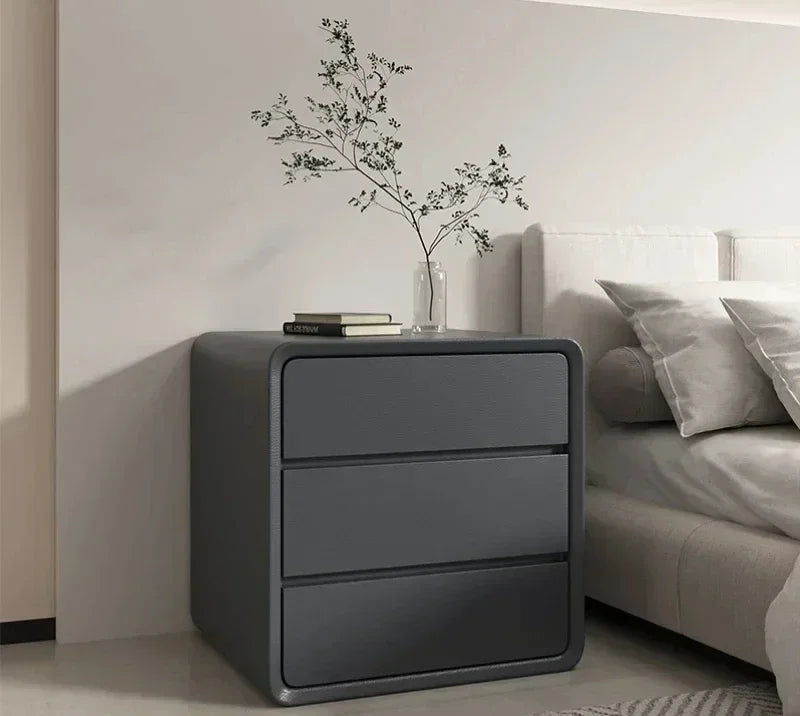 Solari™ – Luxe Bedside Dresser