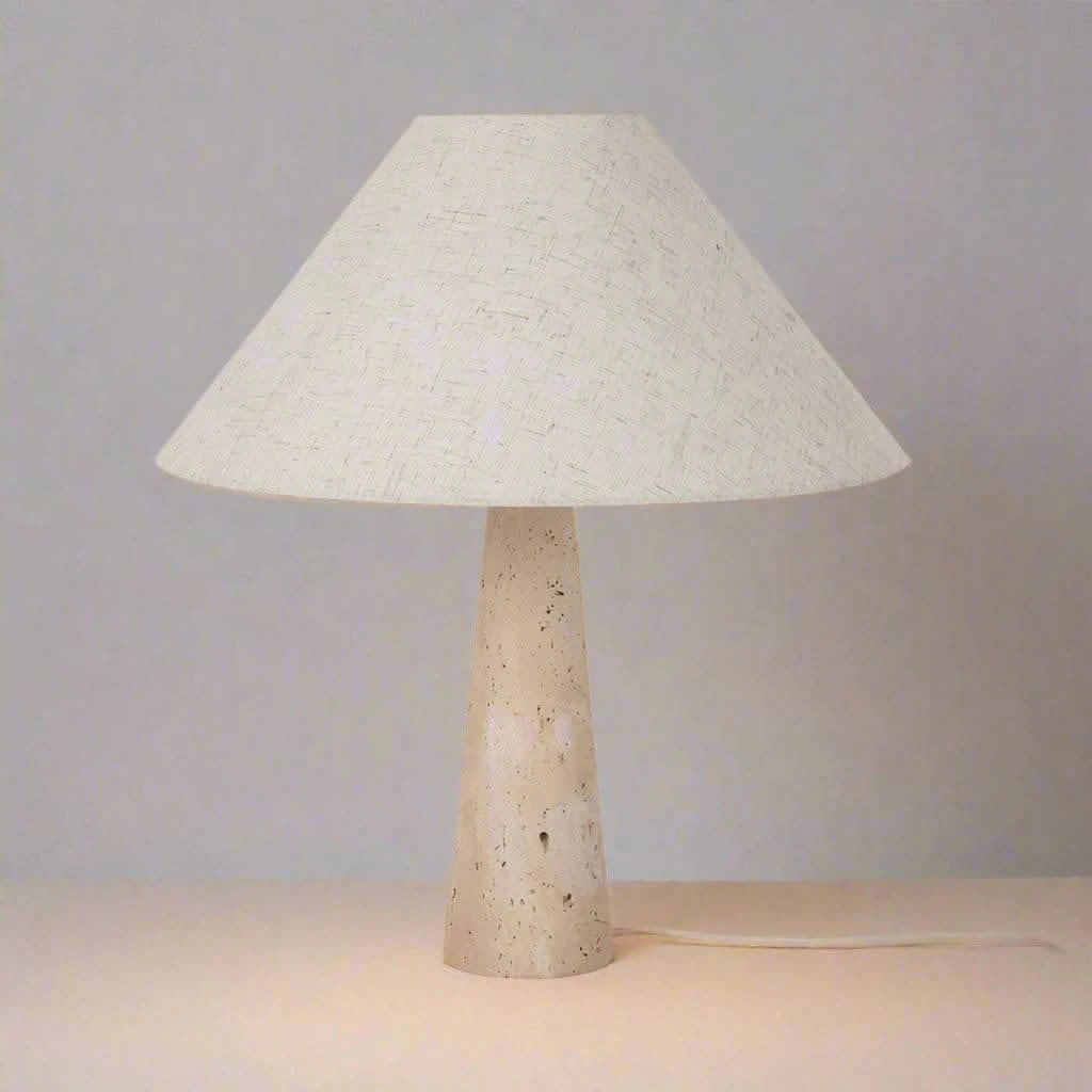 Travertine minimalist table lamp - Futura's Studio white