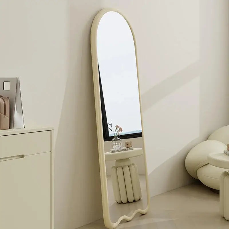 Solari™ – Full-Length Garden Mirror