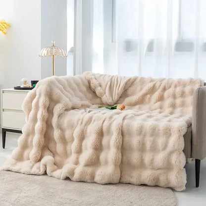 Chunky Fur Blanket - Futura's Studio - Beige / Medium -