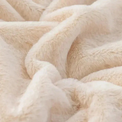 Chunky Fur Blanket - Futura's Studio - Beige / Medium -