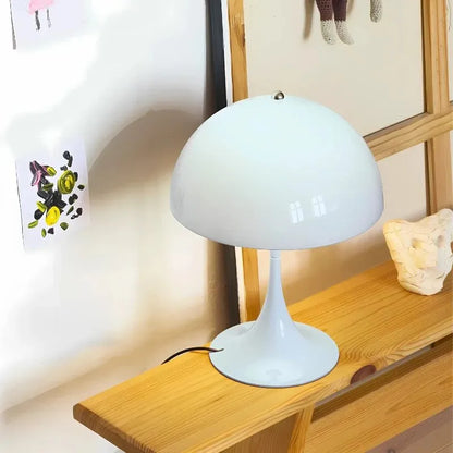 Candeeiro de mesa Panthella